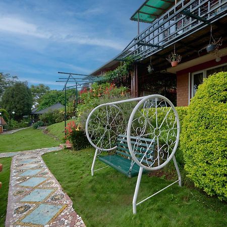 De Rock Jungle Living Resort Кунур Экстерьер фото