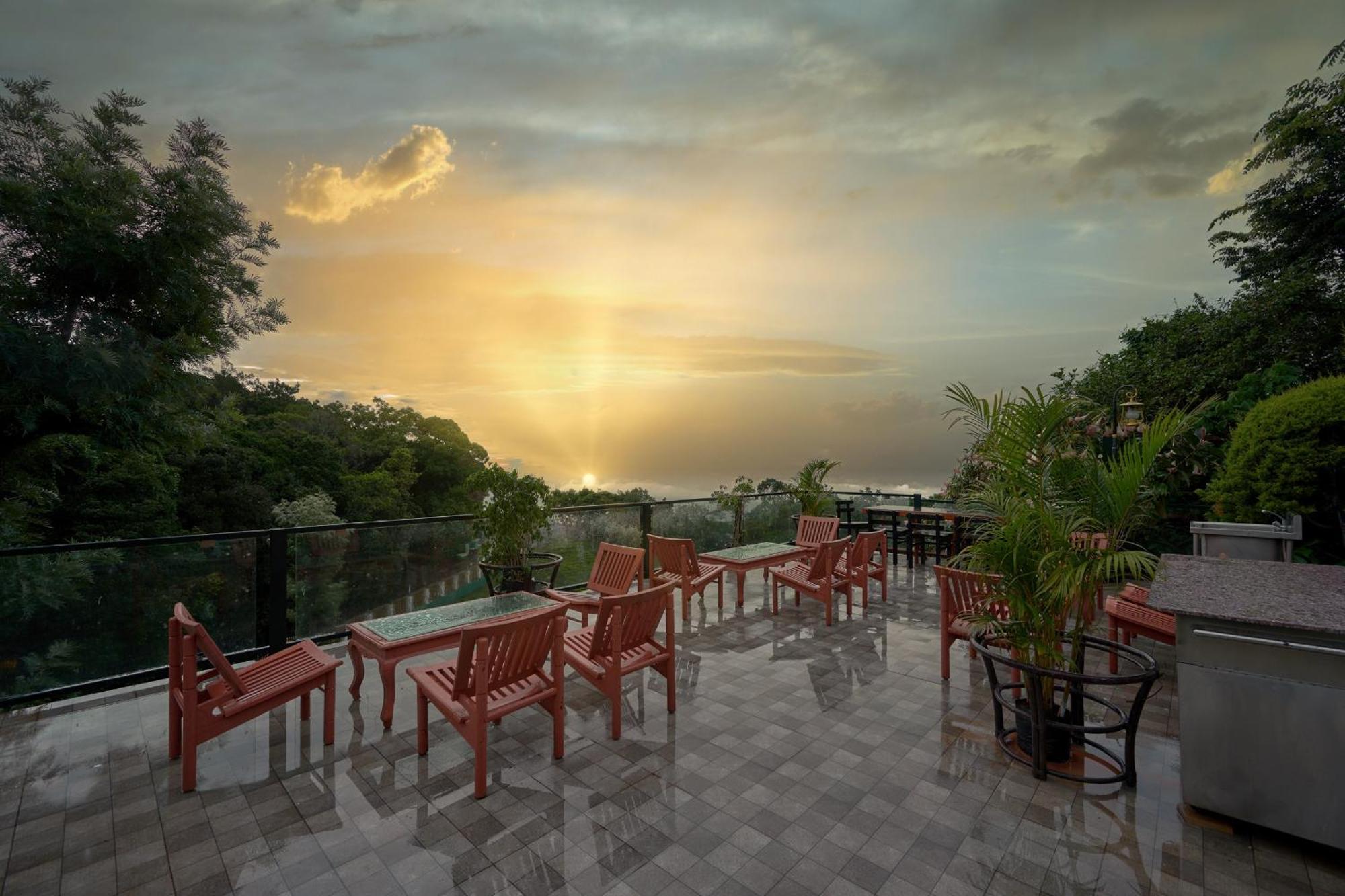 De Rock Jungle Living Resort Кунур Экстерьер фото