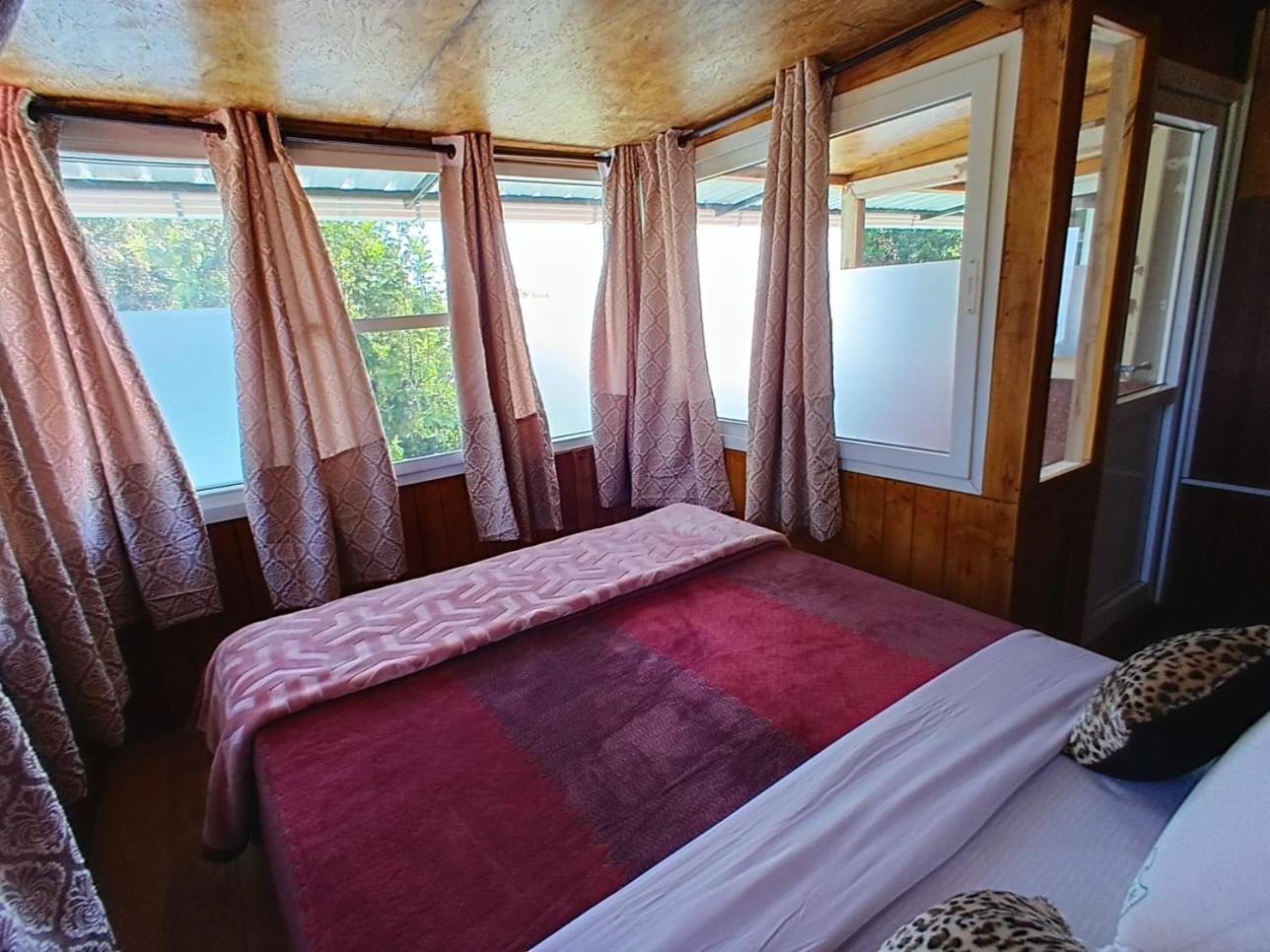 De Rock Jungle Living Resort Кунур Экстерьер фото